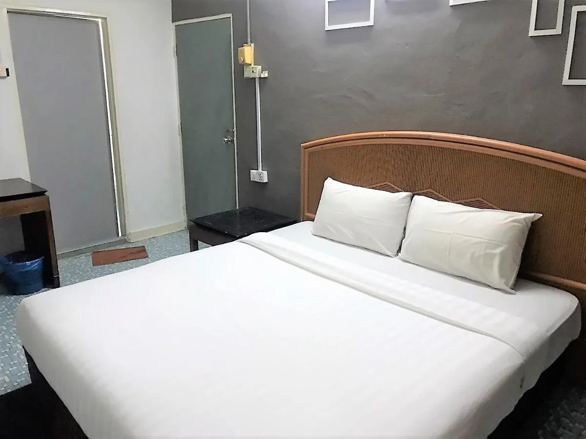 جوهر بهرو Oyo 90465 Pelangi Baru Hotel جوهر بهرو